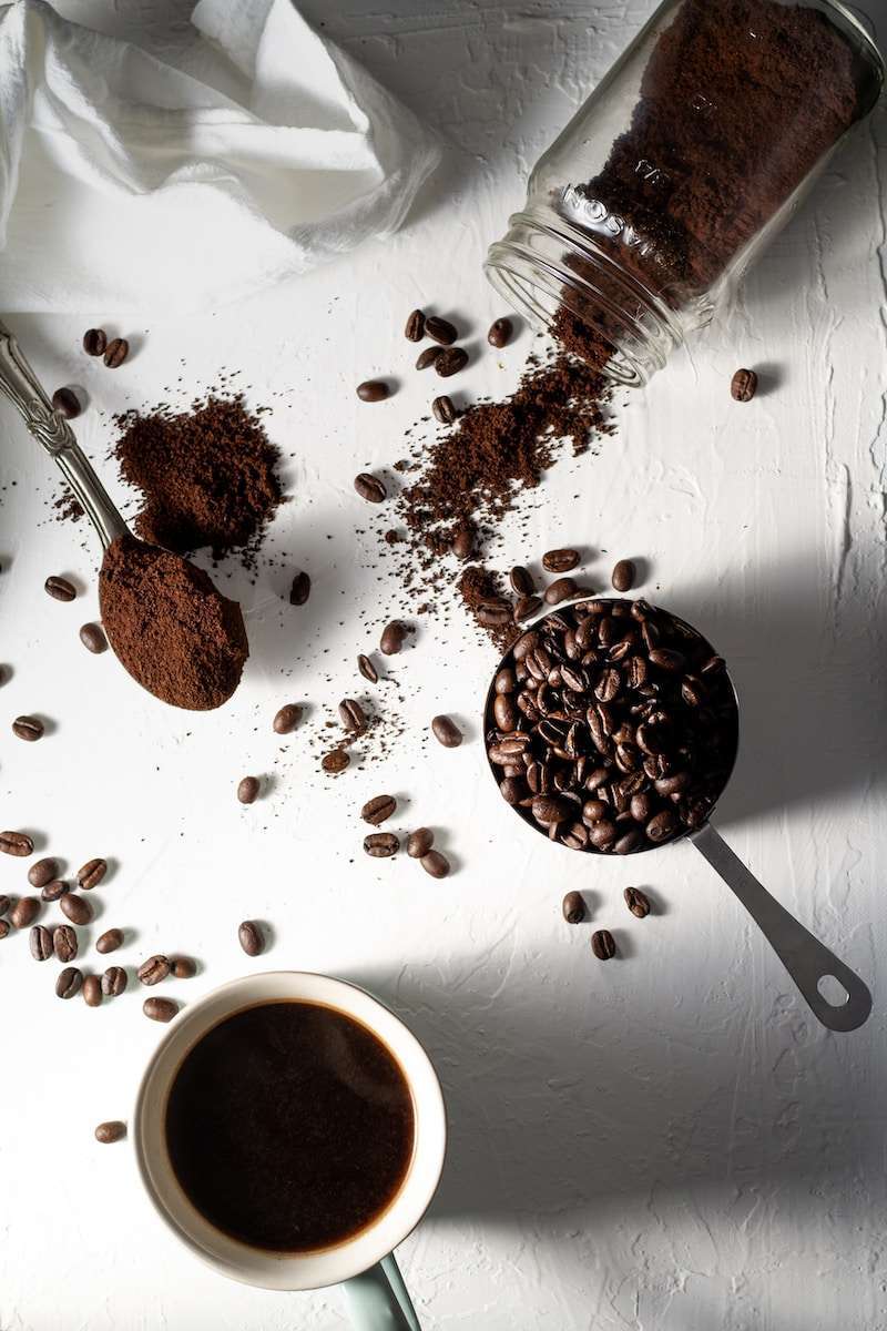 Does Drinking Coffee Increase Motivation? (9 Unconventional Tips) 6 Alertness and Caffeine