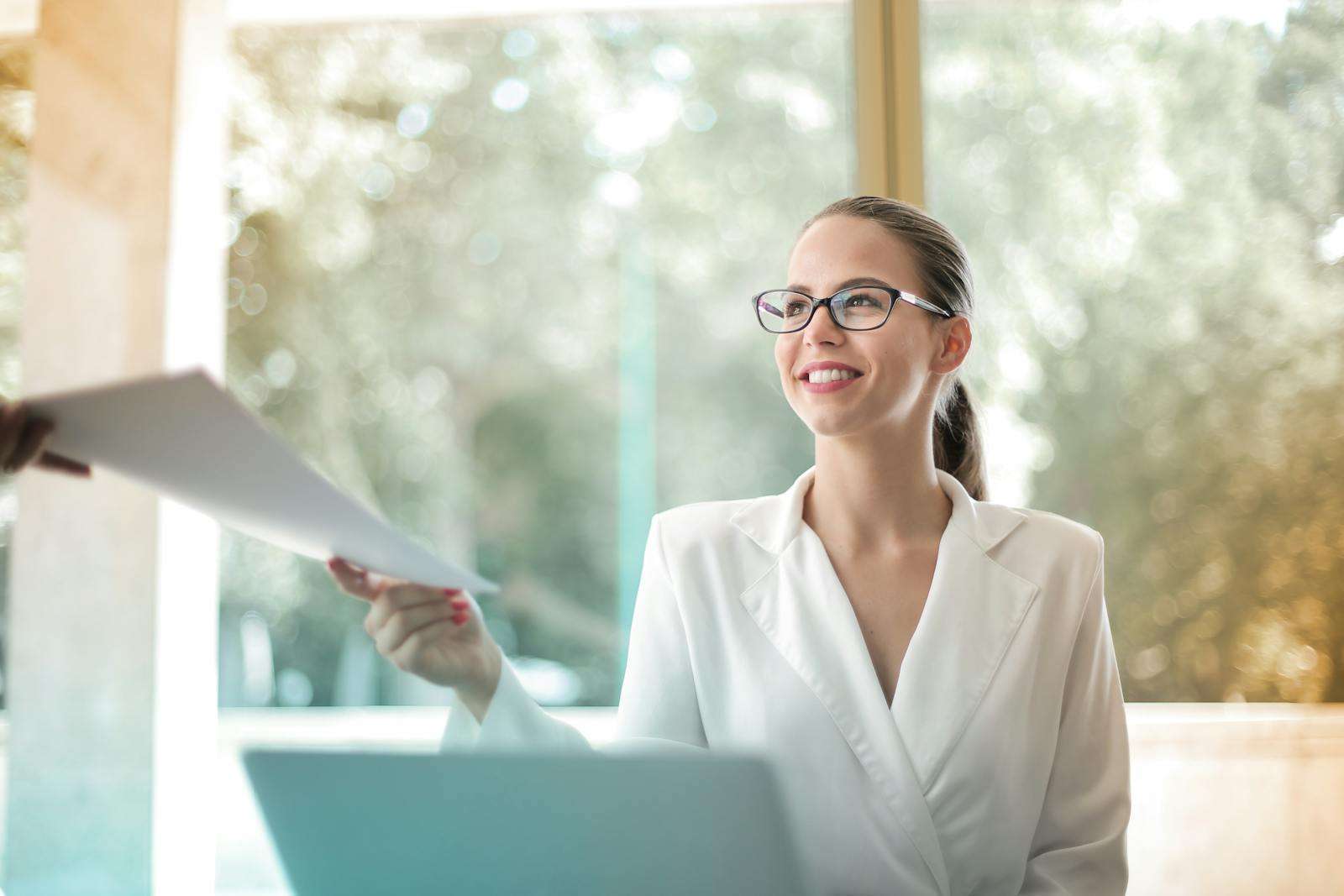 How to Develop a Smiling Habit for Marketing Managers (7 Practical Tips)
