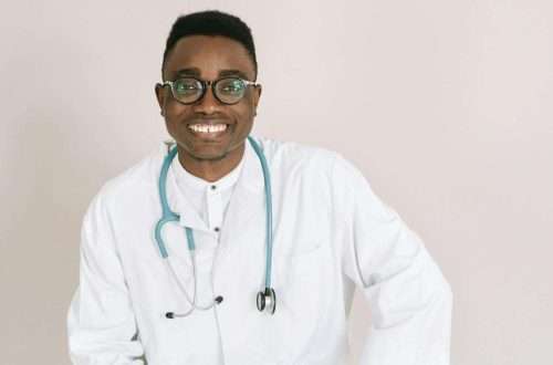 Developing a Smiling Habit for Doctors: How to Make It Happen (7 Tips)