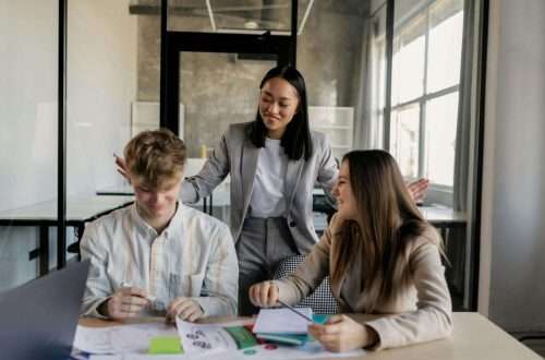 21 Unexpected Employee Satisfaction Statistics 2024: Empowering Employee Well-being